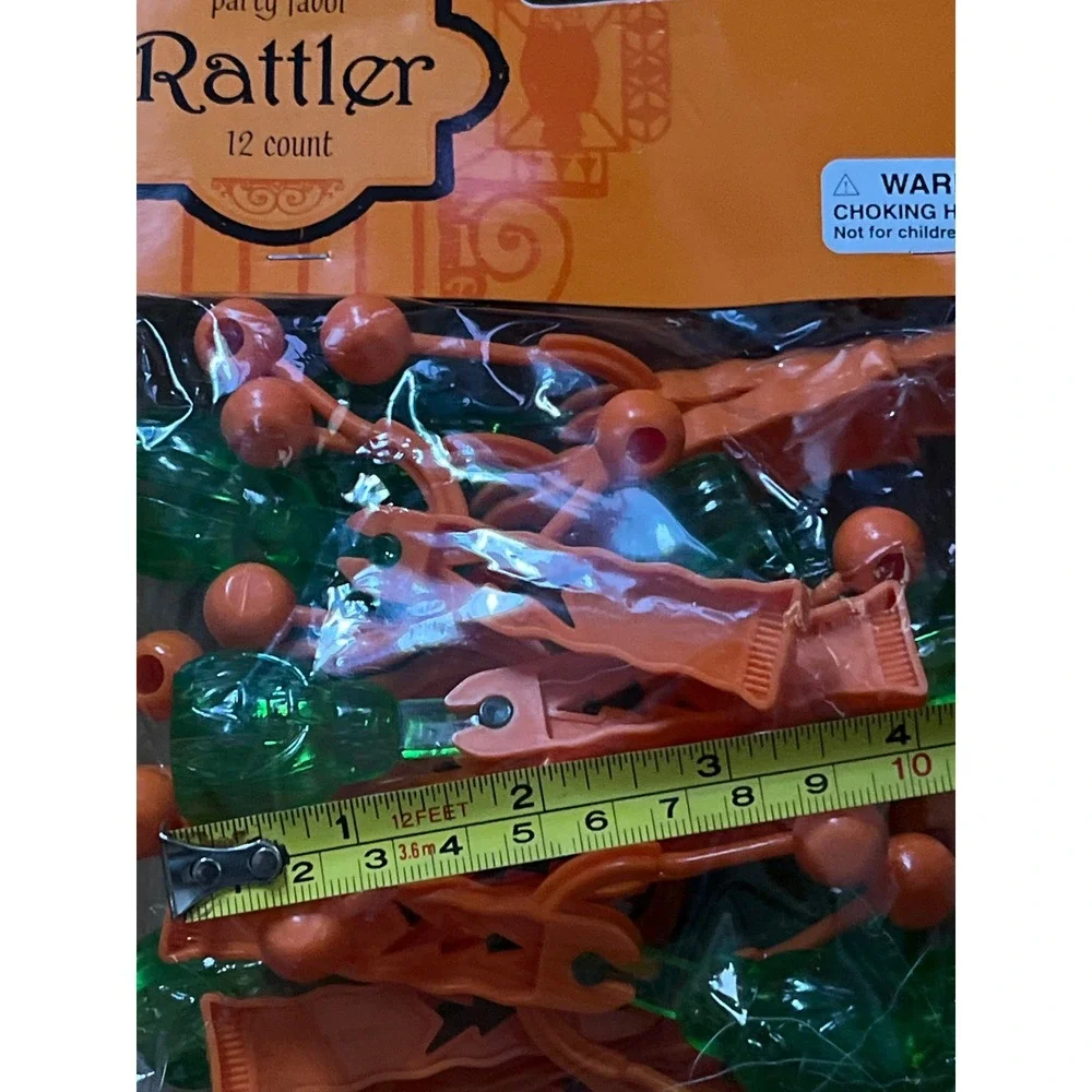 Walmart Party Favor Rattler 12 Count Orange Green Plastic Noisemakers 280L-HT-12